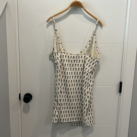 Amuse Society wrap top size large - Picture 6 of 6